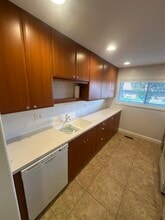 1721 Northfield Square in Northfield, IL - Building Photo - Building Photo