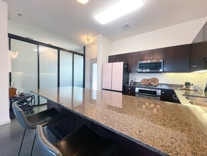 435 W Center Street Promenade, Unit 214 in Anaheim, CA - Building Photo - Building Photo