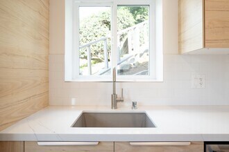 4124 W Ave 42, Unit 4122 W Ave 42 in Los Angeles, CA - Building Photo - Building Photo