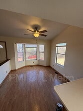 3865 Kentucky Derby Dr in Florissant, MO - Building Photo - Building Photo