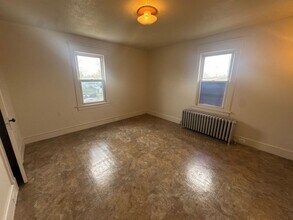 211 S East Ave-Unit -Apt 2 in Vineland, NJ - Building Photo - Building Photo