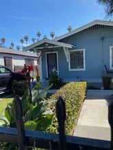 5424 S Van Ness Ave in Los Angeles, CA - Building Photo - Building Photo
