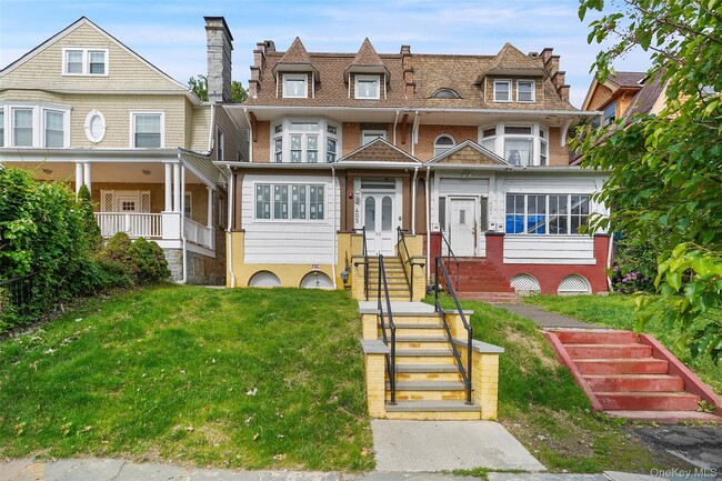 405 Grand St in Newburgh, NY - Building Photo - Building Photo