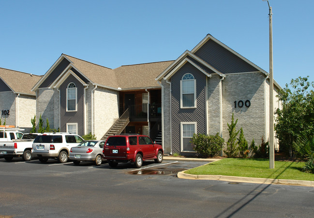 Water Dance Apartments in Brandon, MS - Building Photo - Building Photo