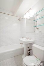 116 Thompson St in New York, NY - Building Photo - Building Photo