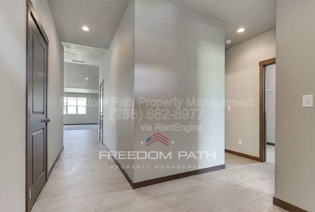 176 Inkwood St in Post Falls, ID - Building Photo - Building Photo