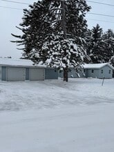 1041 Bloom Rd in Eagle River, WI - Building Photo - Building Photo
