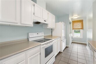 337 Hutton Cir in Virginia Beach, VA - Building Photo - Building Photo