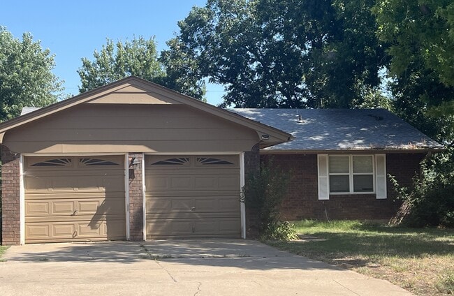 property at 2116 W 23rd Ave