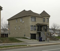 1851-1857 100E Av in Laval, QC - Building Photo