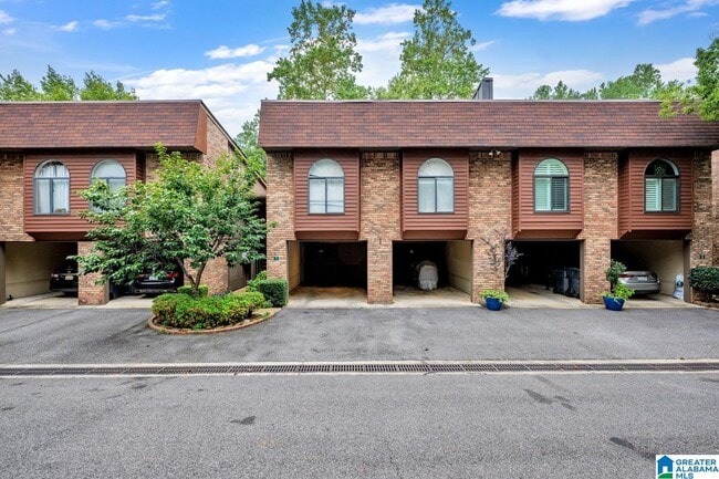 property at 138 W Green