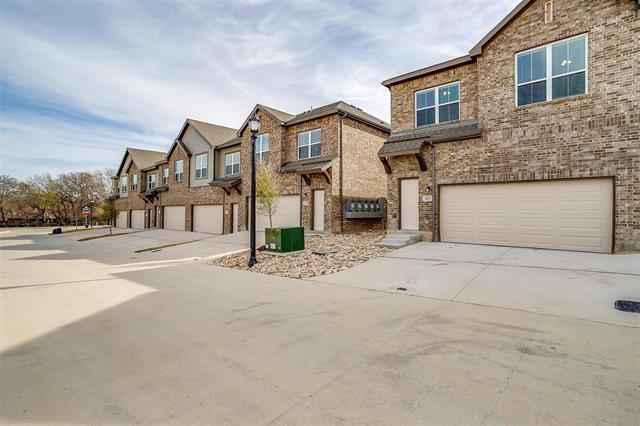 520 Lake Point Dr in Weatherford, TX - Building Photo - Building Photo