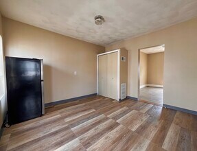 25 Oakland Ave in Everett, MA - Building Photo - Building Photo