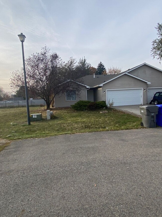 property at 115-117 N Mayhew Rd