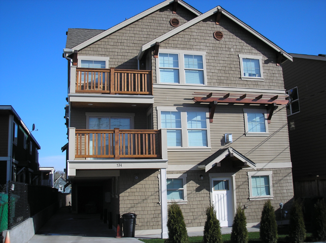 property at 532 24th Ave S
