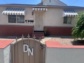 331 W 14th St in Los Angeles, CA - Building Photo