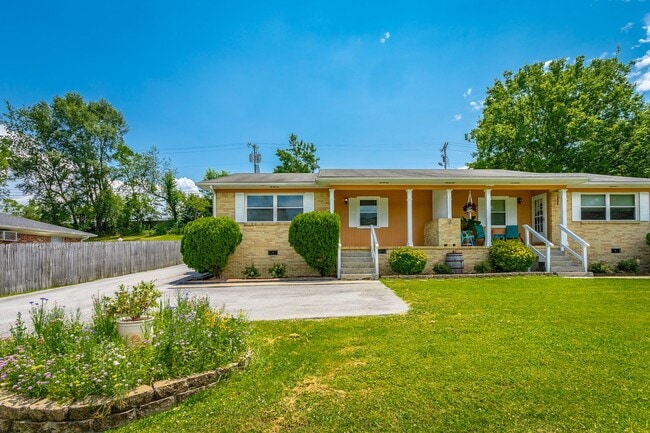 1214 Helena Dr in Chattanooga, TN - Building Photo - Building Photo