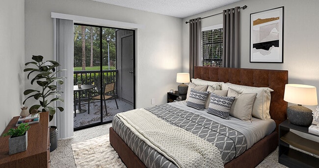 The Oaks of Woodland Park Apartments in Tampa, FL - Foto de edificio - Building Photo