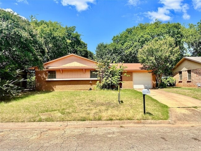 3809 Titan Trail, Unit 0621 in Denton, TX - Building Photo - Building Photo