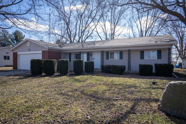509 College Corner Rd in Centerville, IN - Foto de edificio - Building Photo
