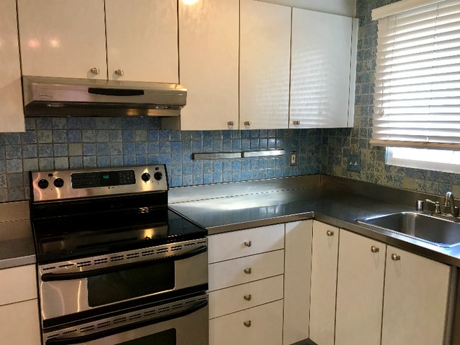 property at 540 Hawthorn St
