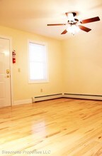 51 N Champlain St in Burlington, VT - Building Photo - Building Photo