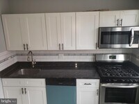 4131 Gilham St photo'