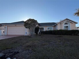 375 Kaila Ct in Ocoee, FL - Building Photo