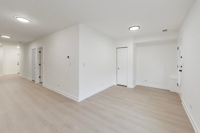 1244 N Wolcott Ave in Chicago, IL - Building Photo - Building Photo