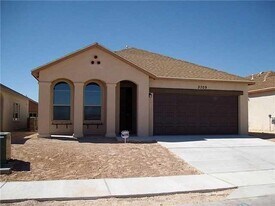 3709 Loma Brisa Dr in El Paso, TX - Building Photo