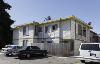 1649 Everett St in Alameda, CA - Building Photo