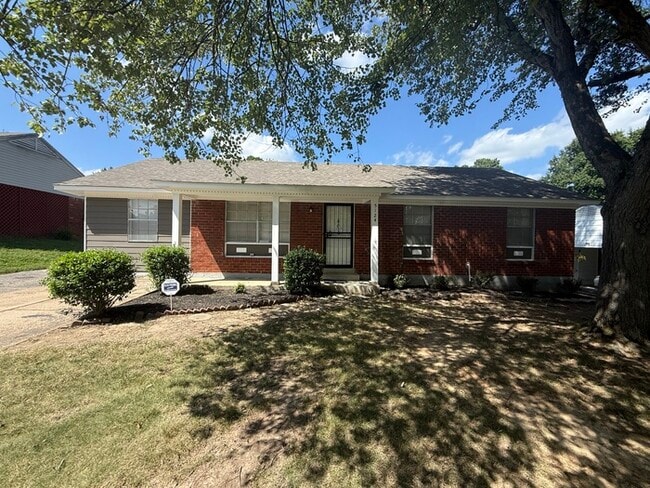 property at 5124 Rolling Meadows Dr
