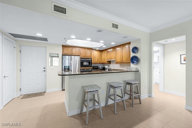 property at 2728 Tiburon Blvd E