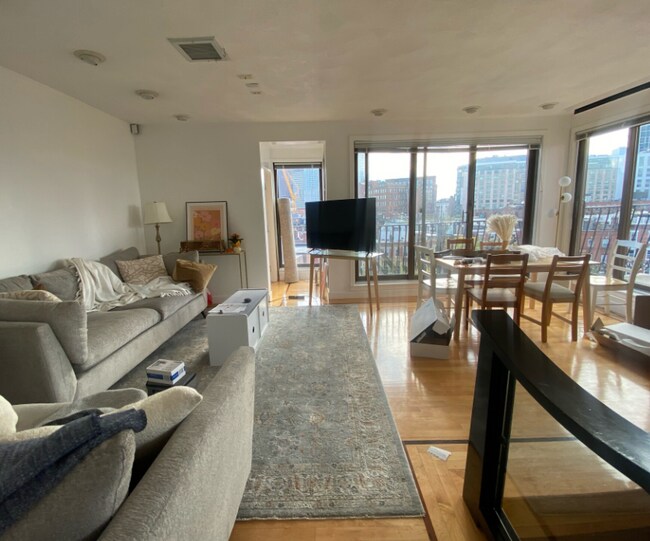 21 Snow Hill St in Boston, MA - Building Photo - Building Photo