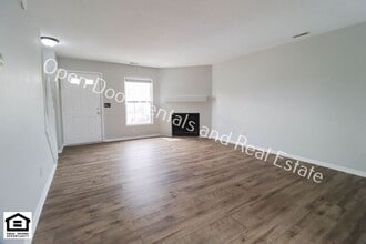 7727 E State Blvd in Fort Wayne, IN - Building Photo - Building Photo