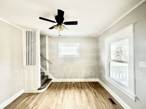 3114 School St in Des Moines, IA - Building Photo - Building Photo