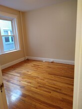 1198 Commonwealth Ave, Unit 8 in Boston, MA - Building Photo - Building Photo