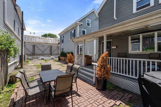 9 Dexter St in Boston, MA - Building Photo - Building Photo