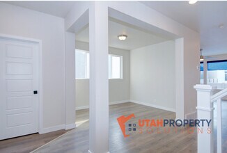 4693 Daisy Ln in Cedar Hills, UT - Building Photo - Building Photo