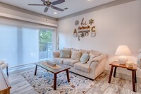 Cascades Luxury Apartments in Gainesville, FL - Building Photo - Building Photo