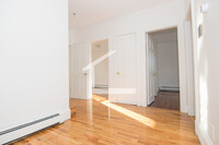 132 Chiswick Rd, Unit 2 in Boston, MA - Building Photo - Building Photo