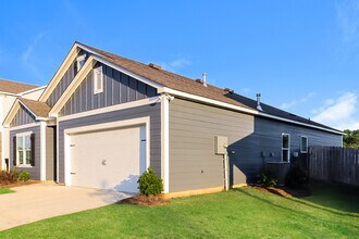 5697 Timber Leaf Lp in Bessemer, AL - Building Photo - Building Photo