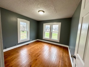 3003 Tyree Springs Rd in Hendersonville, TN - Foto de edificio - Building Photo