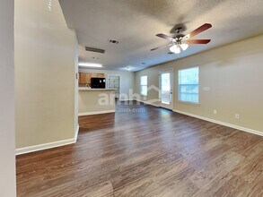 112 Willow Lakes Ct in Savannah, GA - Building Photo - Building Photo