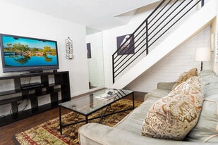 9855 Mission Greens Ct in Santee, CA - Building Photo