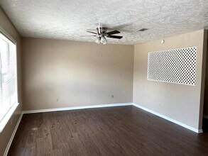 701 San Benito Dr in College Station, TX - Building Photo - Building Photo