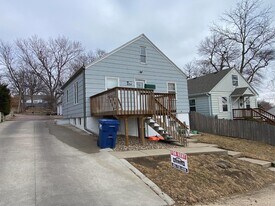 404 S Wayland Ave in Sioux Falls, SD - Building Photo