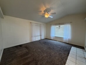 1150 W Red Hills Pkwy in Washington, UT - Building Photo - Building Photo