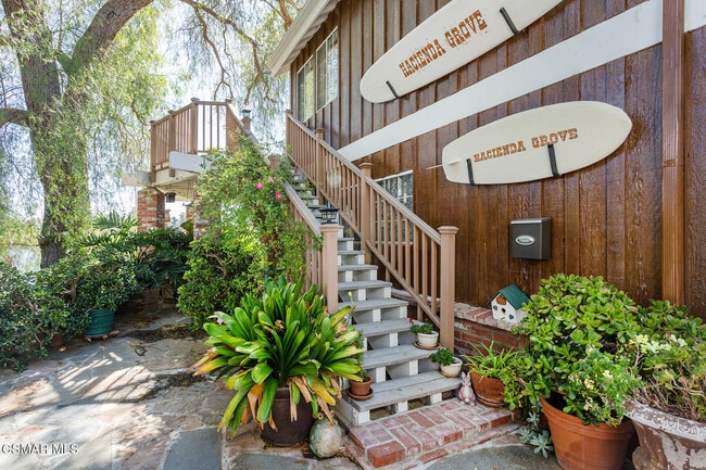 1052 Hacienda Dr in Simi Valley, CA - Building Photo - Building Photo