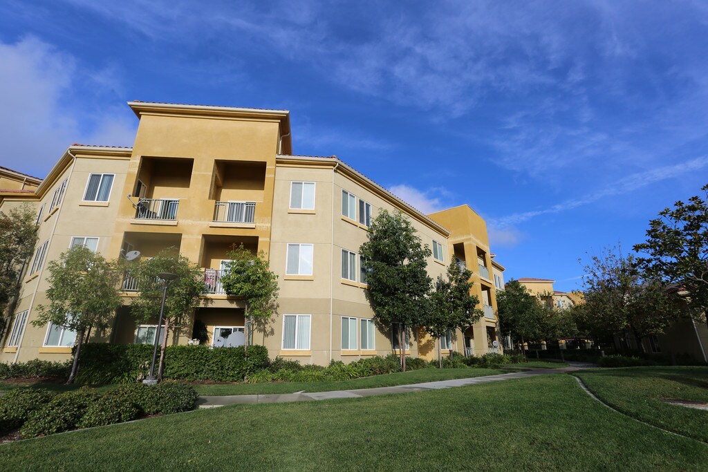 Tesoro Senior Apartments in Porter Ranch, CA